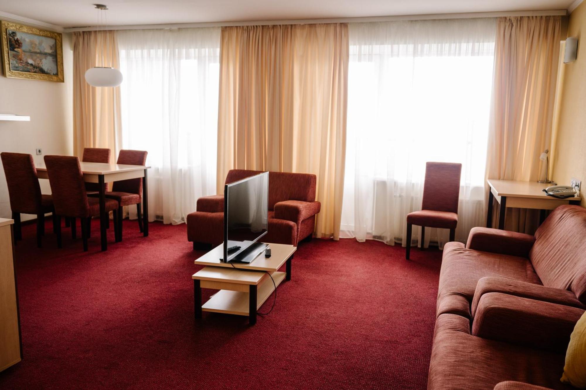 7 дней каменец-подольский 3* Каменец-Подольский