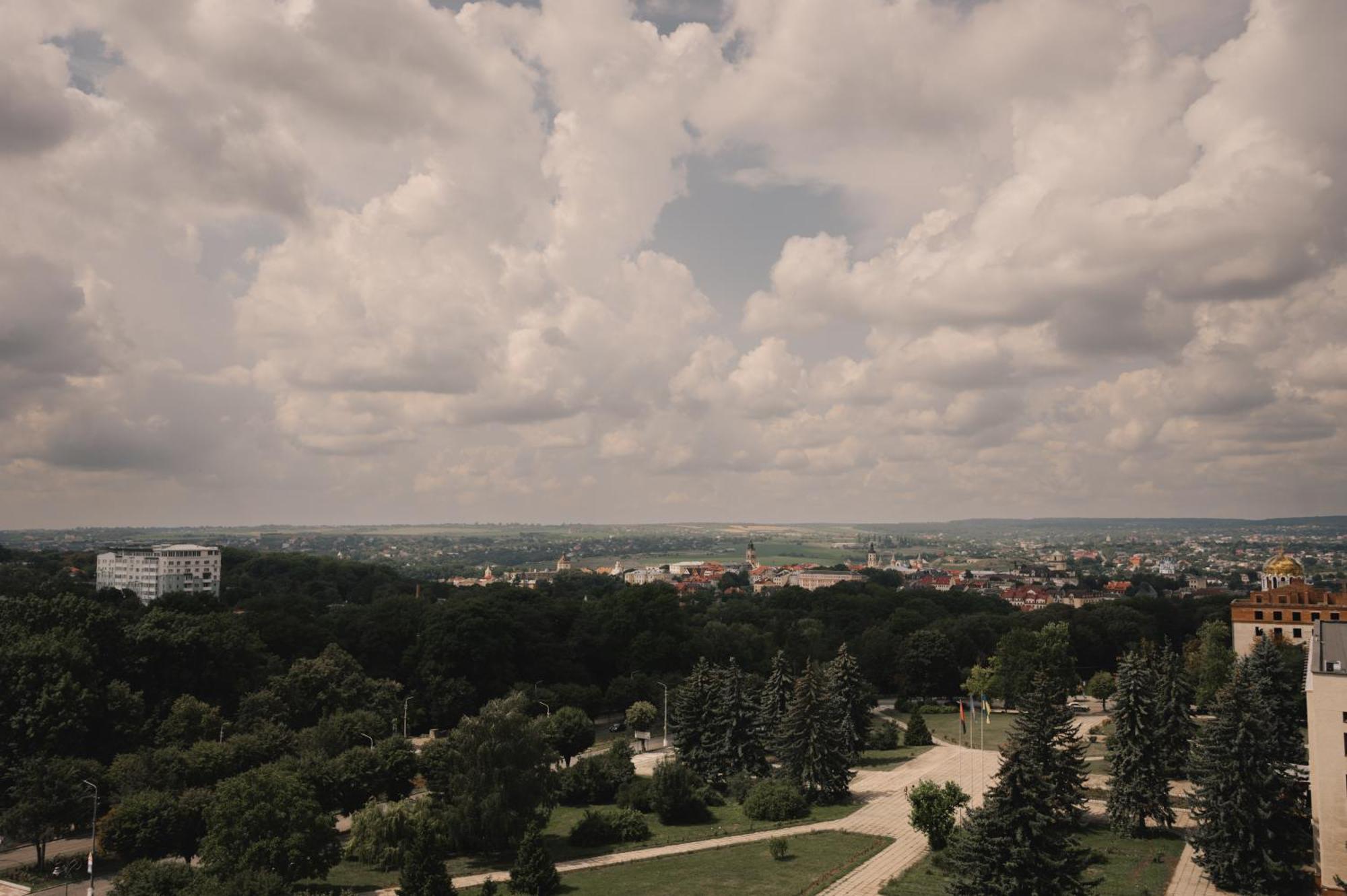 Hotel 7 Days Kamyanets-podilskyi 3*